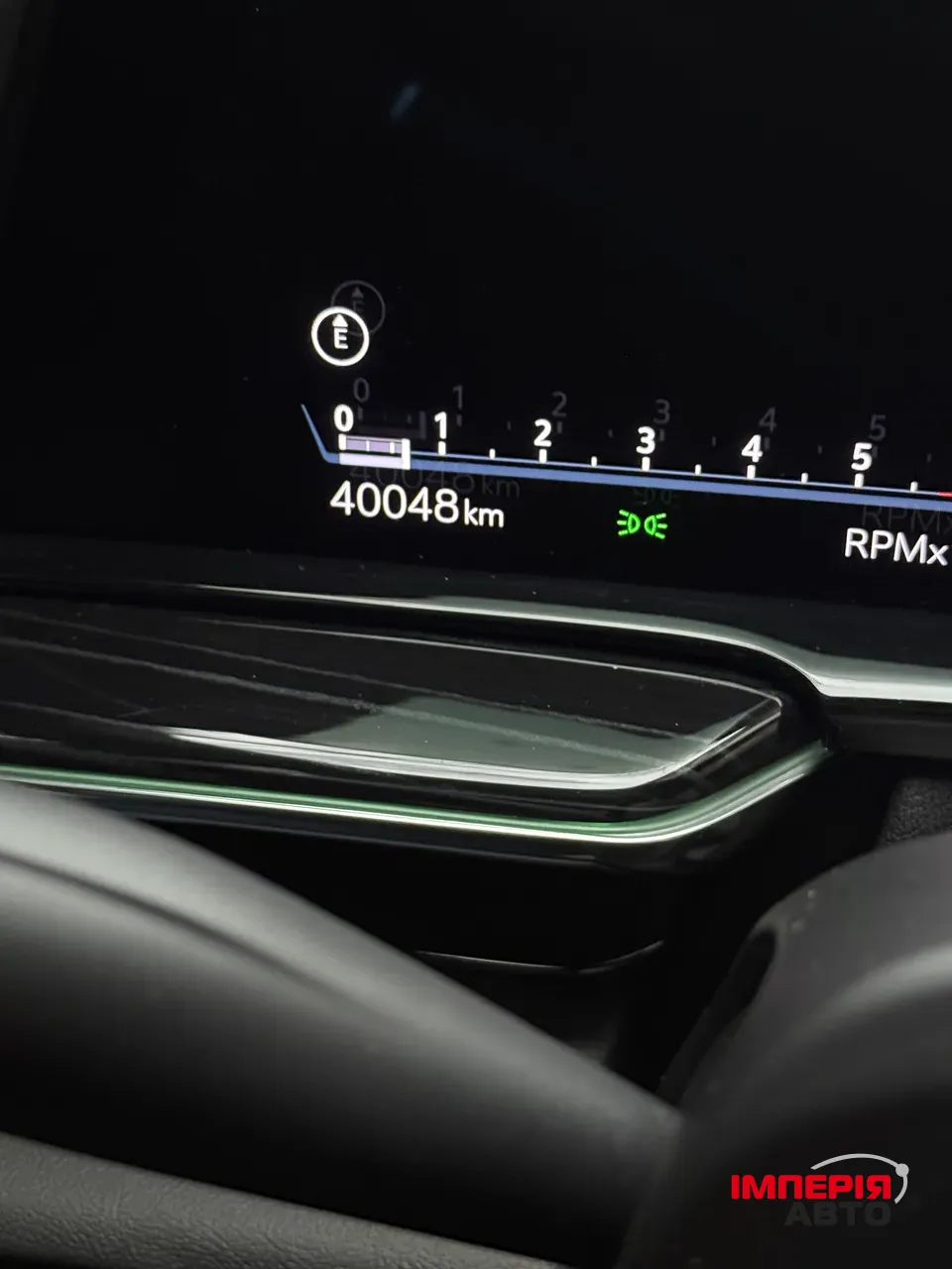 Cadillac Escalade - фото 22