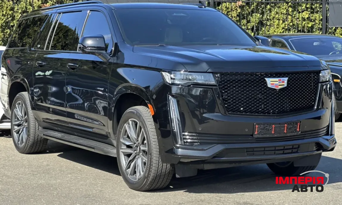 Cadillac Escalade - фото 1