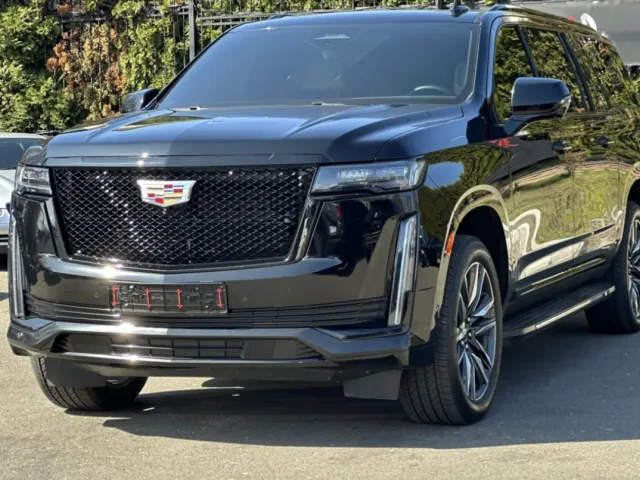 Cadillac Escalade - фото 2