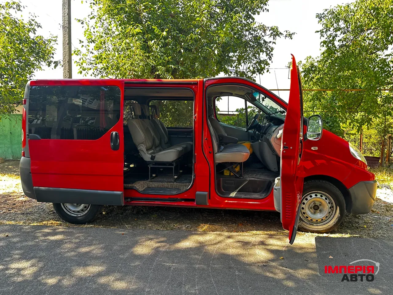 Renault Trafic - фото 2