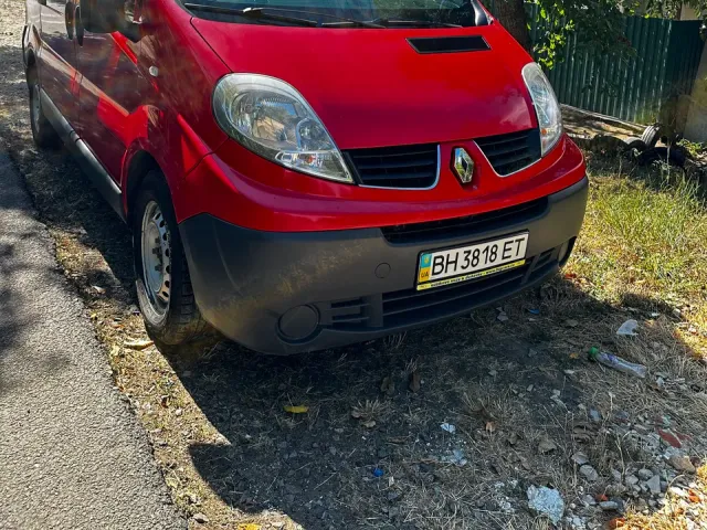 Renault Trafic - фото 1