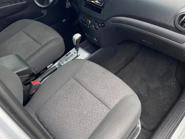 Chevrolet Aveo - фото 5