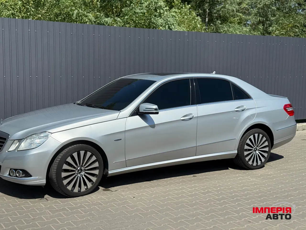 Mercedes-Benz E-Класс - фото 19