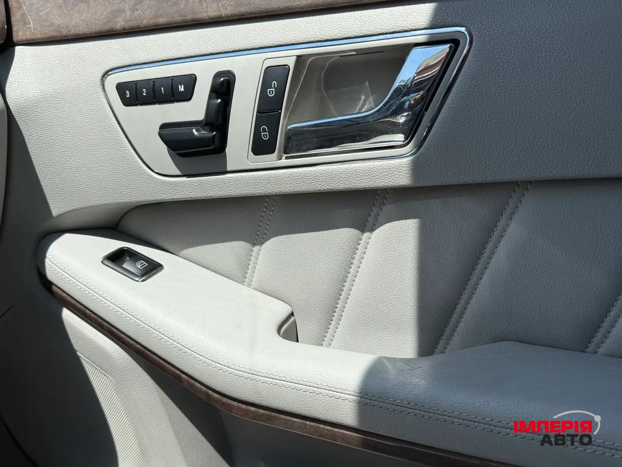 Mercedes-Benz E-Класс - фото 5