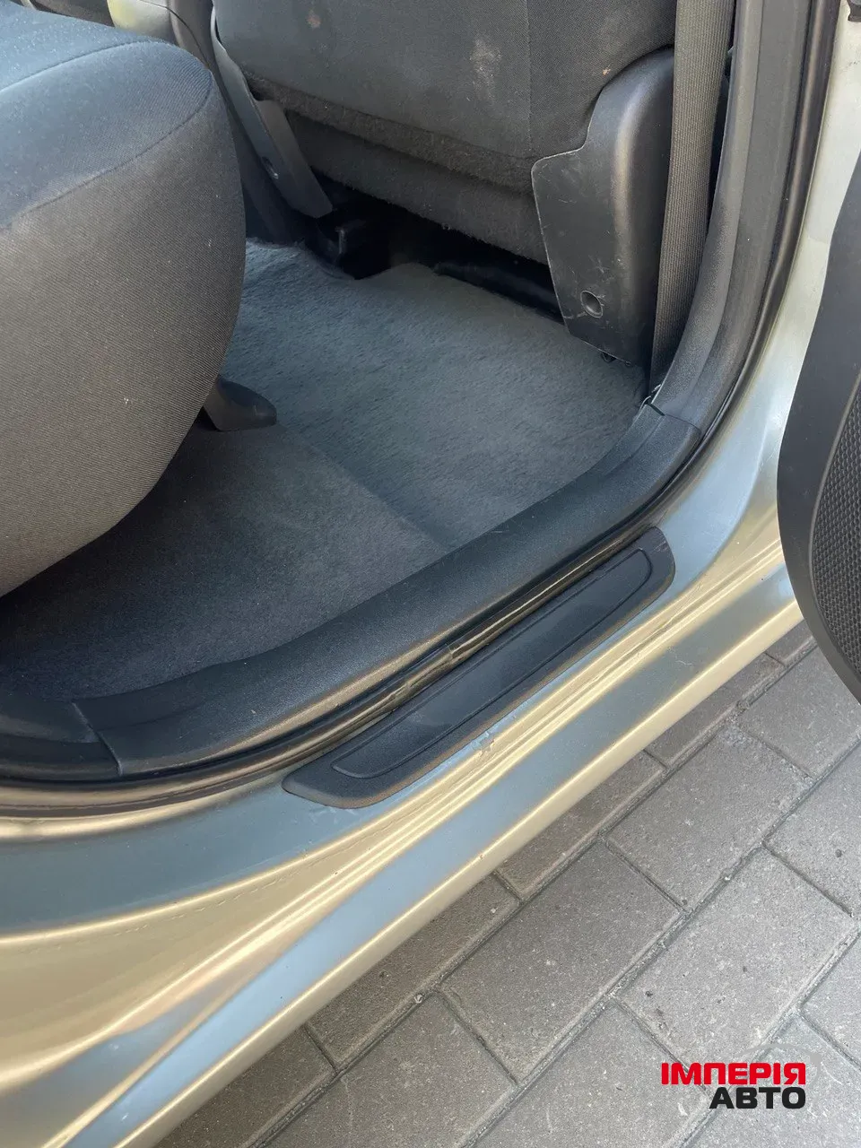 Toyota Auris - фото 16