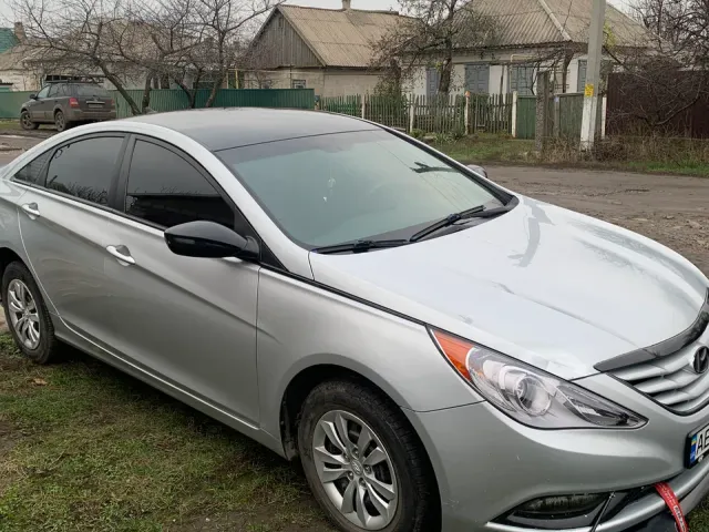 Hyundai Sonata - фото 1
