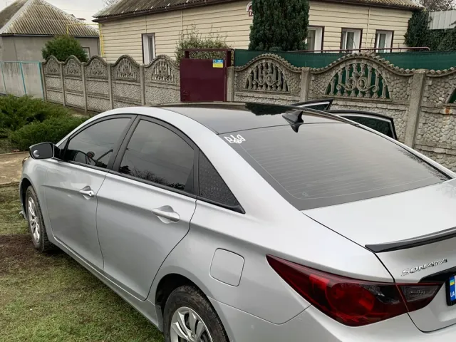 Hyundai Sonata - фото 4