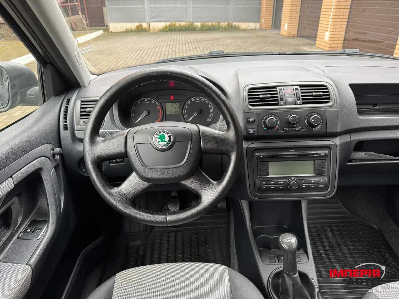 Skoda Fabia - фото 2