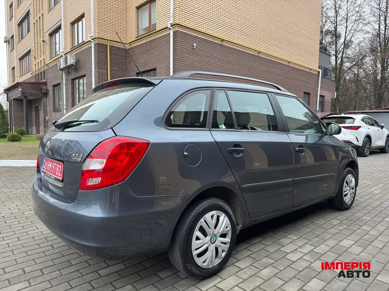 Skoda Fabia - фото 8