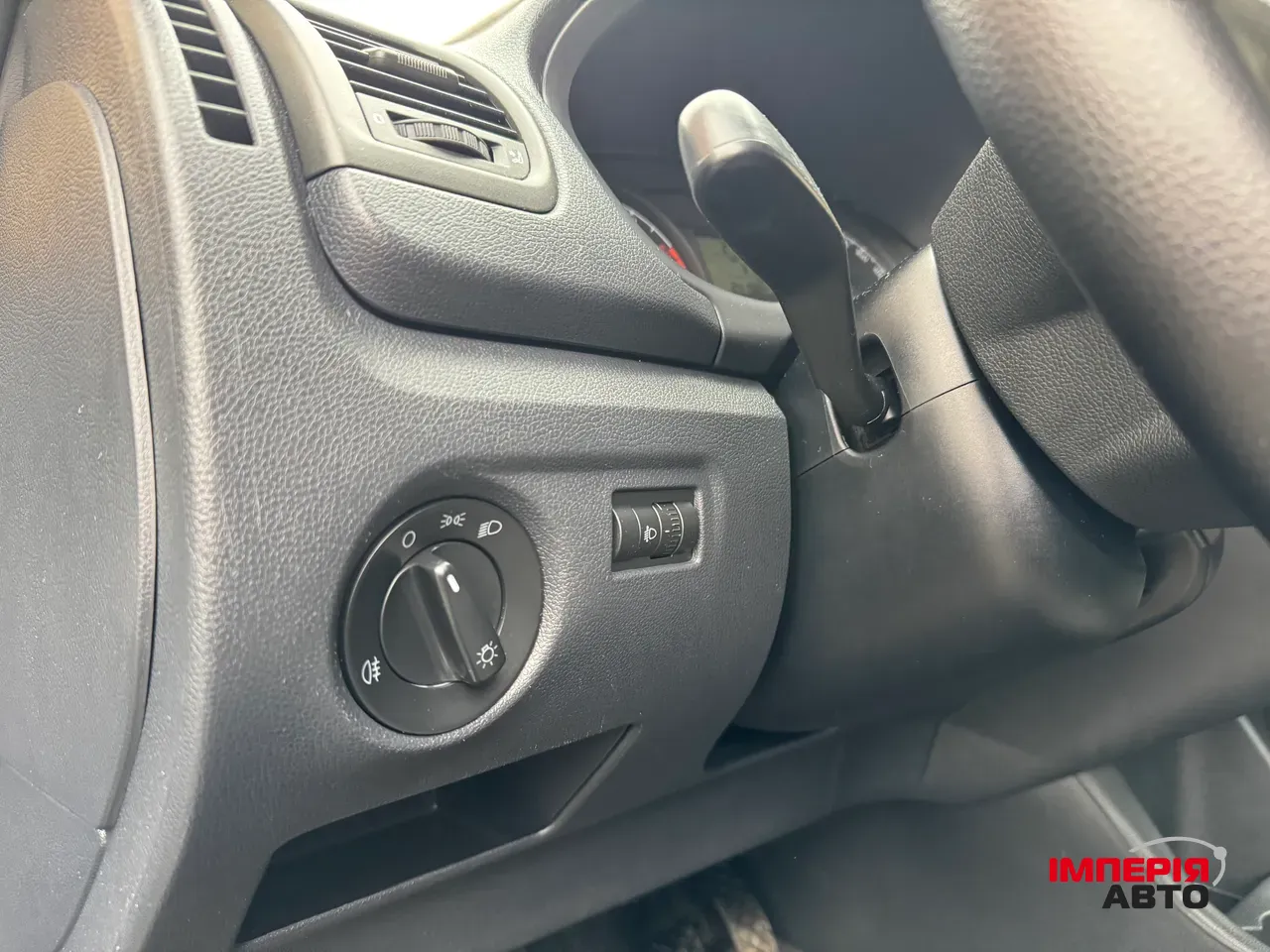 Skoda Fabia - фото 25