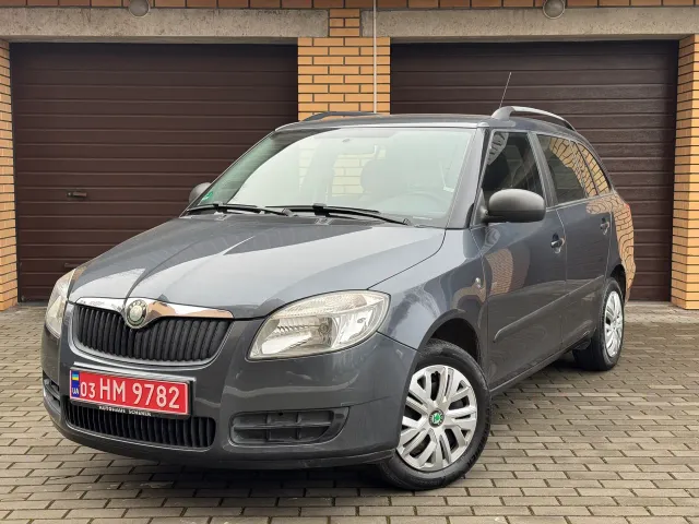 Skoda Fabia - фото 1