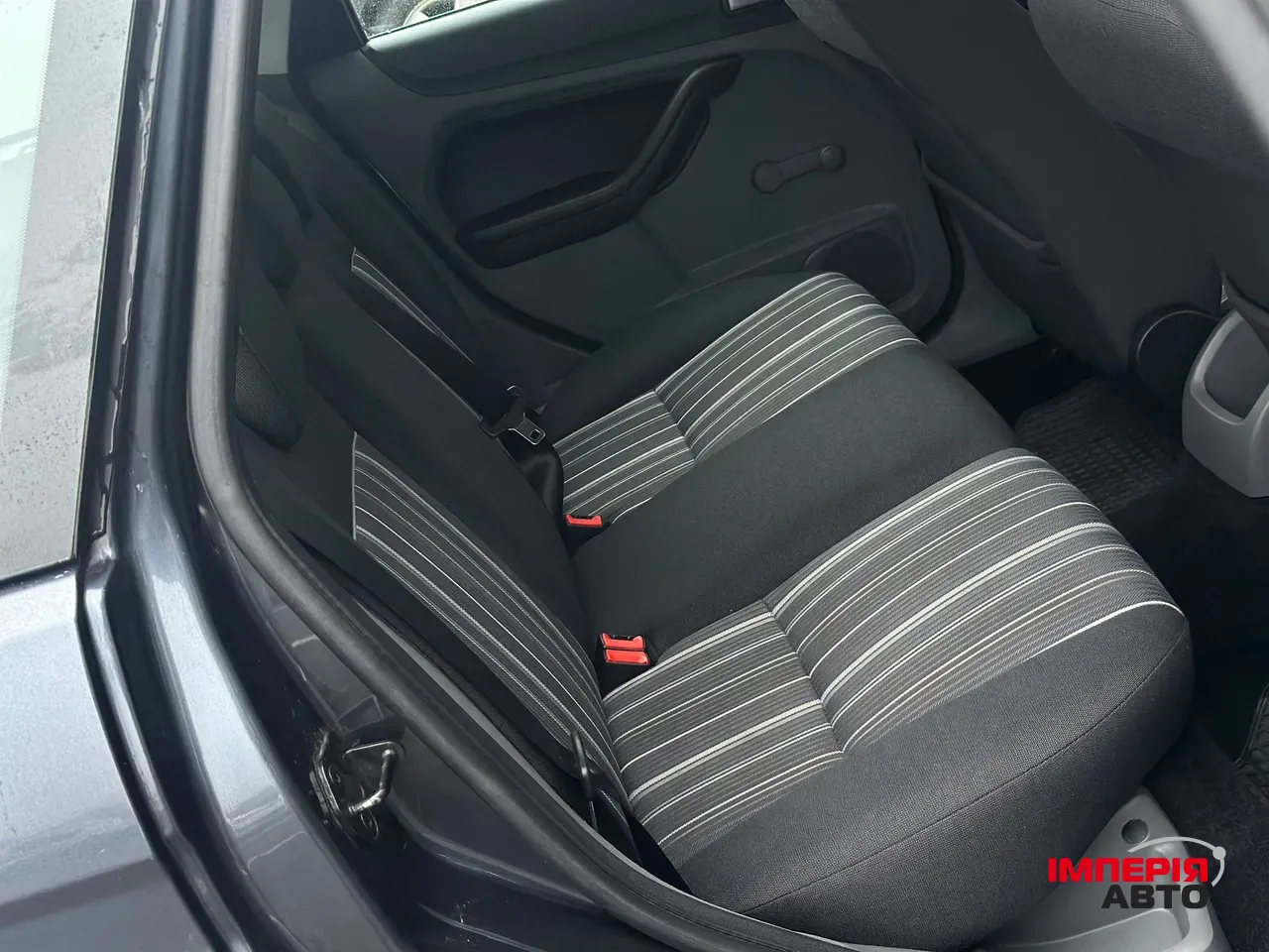 Ford Focus - фото 15