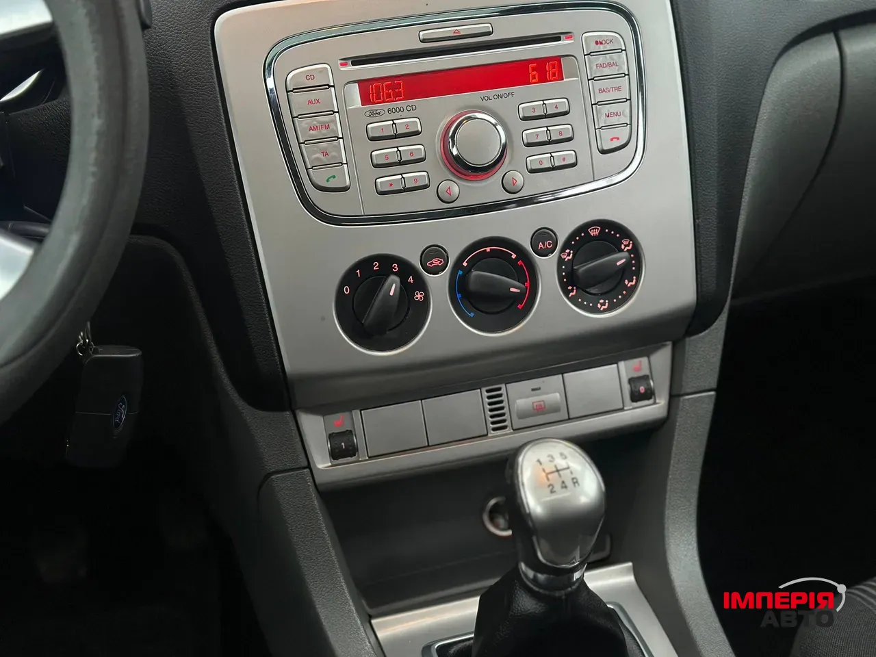 Ford Focus - фото 20