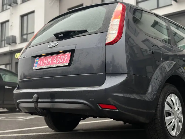 Ford Focus - фото 4