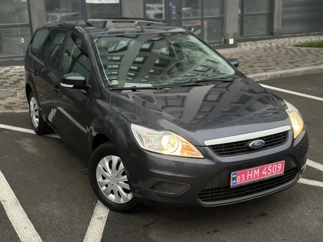 Ford Focus - фото 2