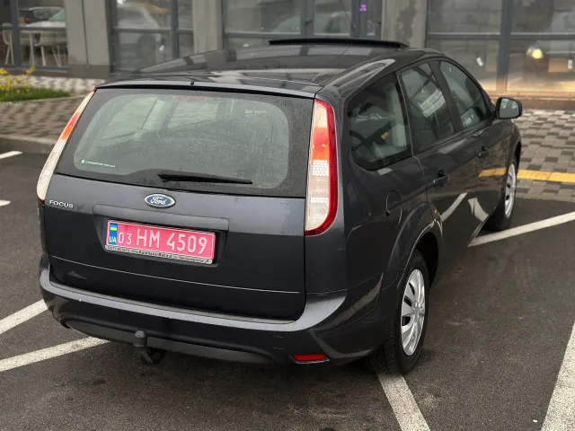 Ford Focus - фото 3