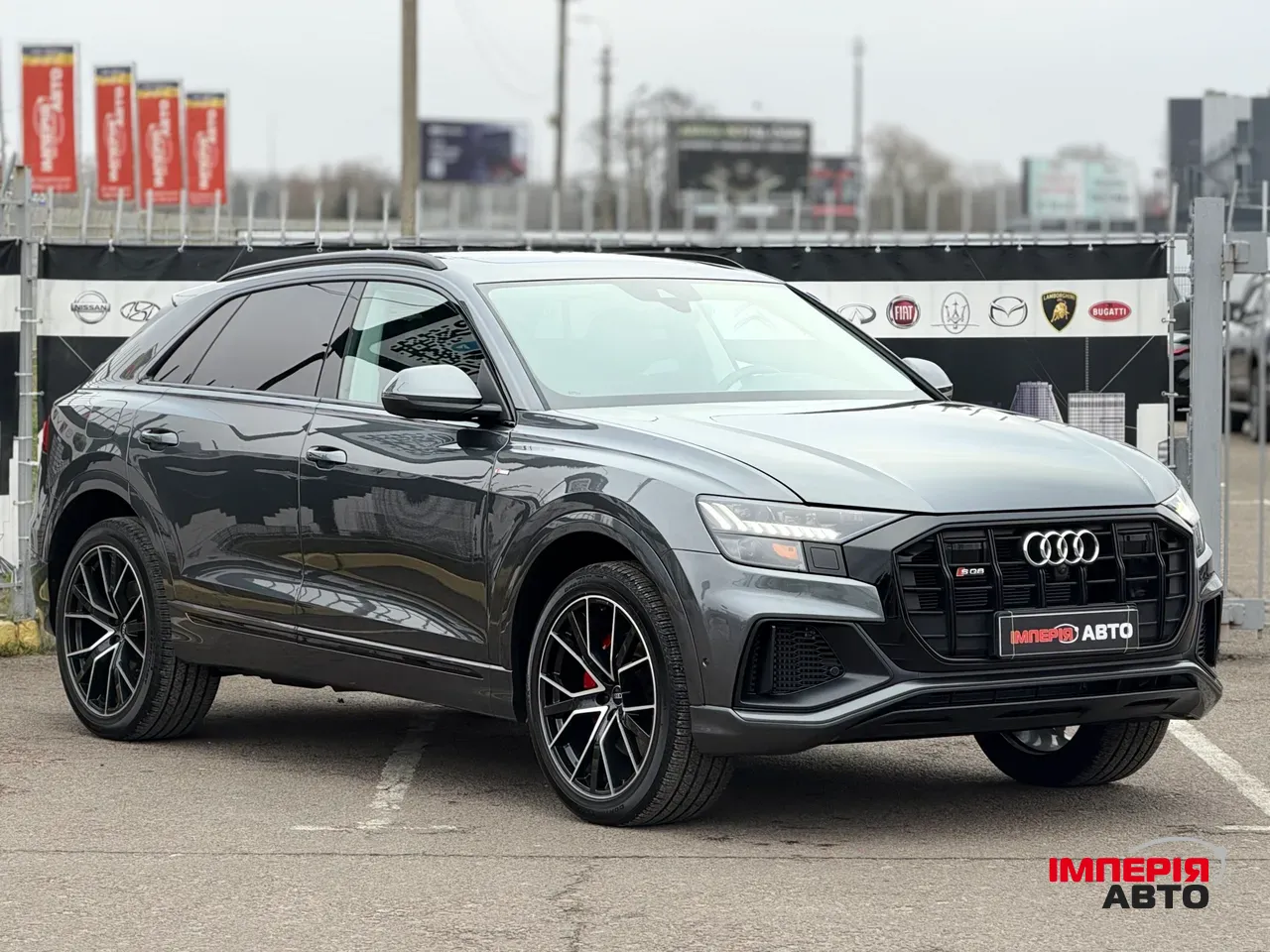 Audi Q8 - фото 4