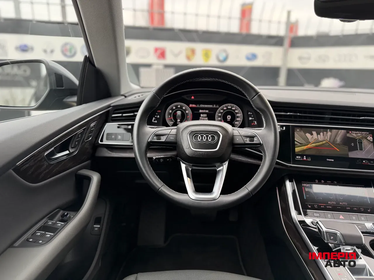 Audi Q8 - фото 8