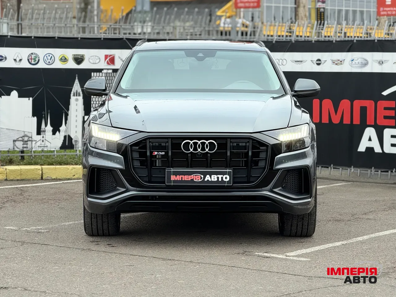 Audi Q8 - фото 3