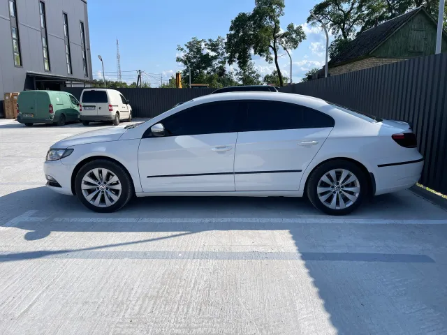 Volkswagen Passat CC - фото 3