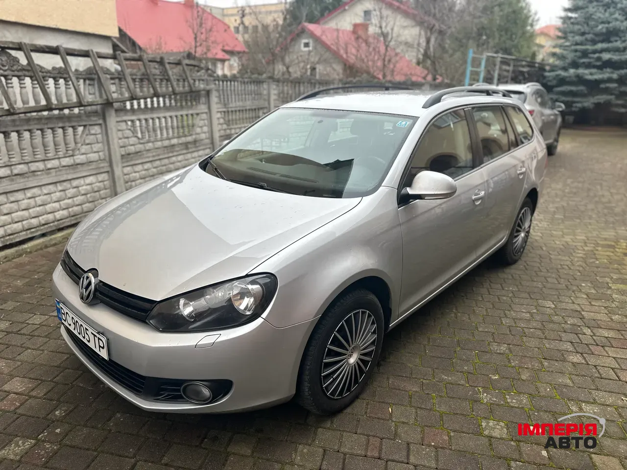 Volkswagen Golf - фото 3