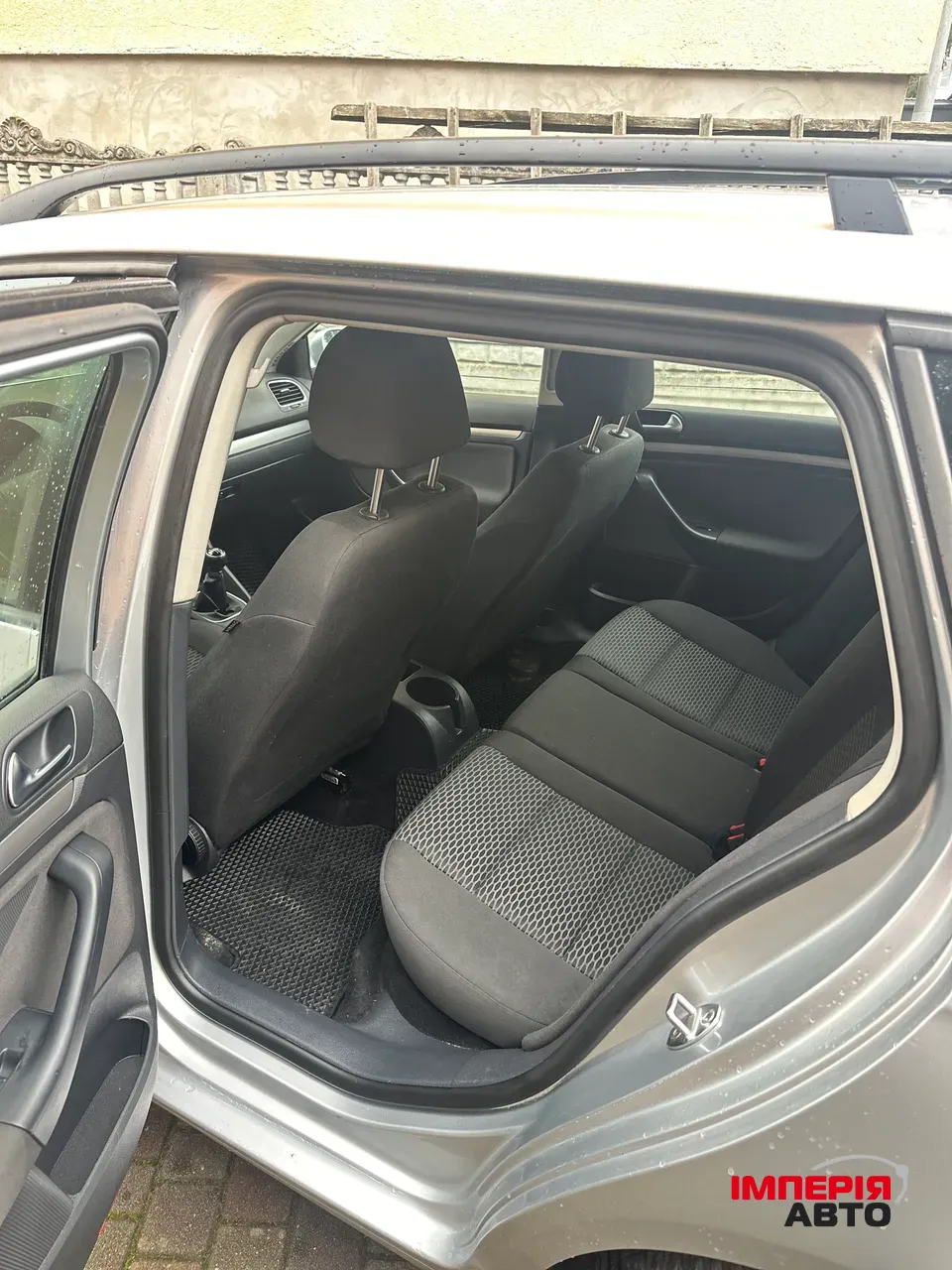 Volkswagen Golf - фото 8