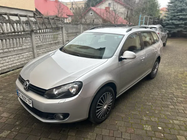 Volkswagen Golf - фото 3