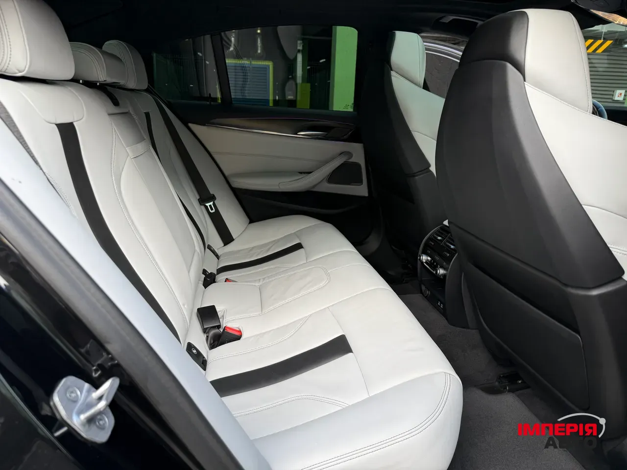 BMW M5 - фото 18