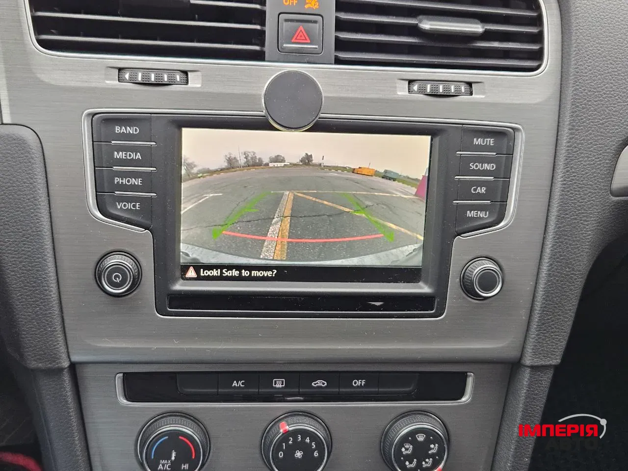 Volkswagen Golf - фото 14