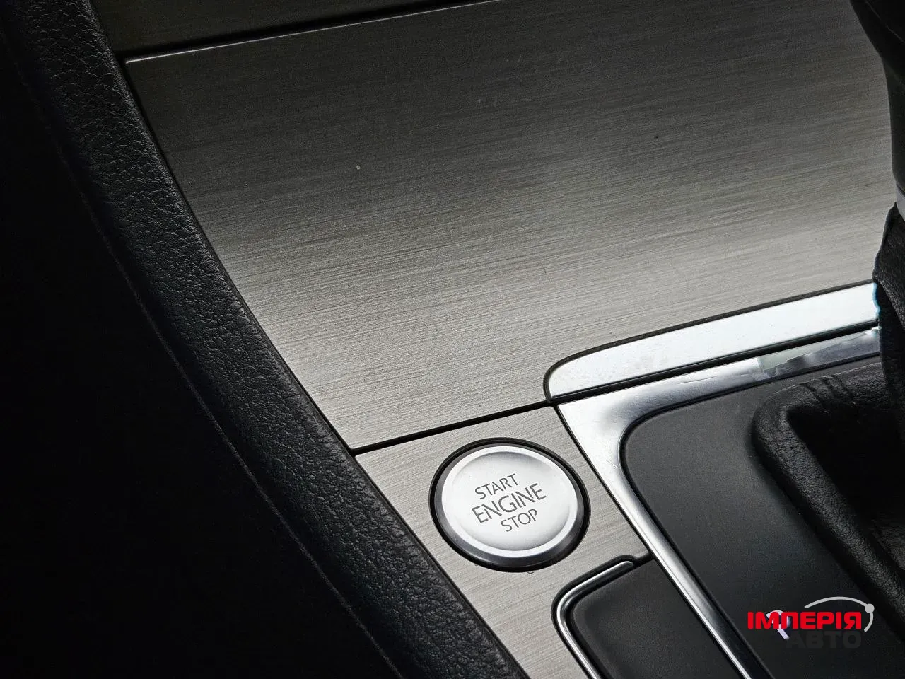 Volkswagen Golf - фото 17