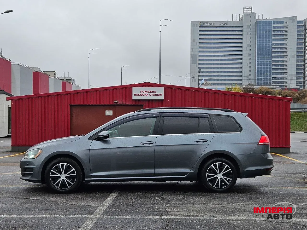 Volkswagen Golf - фото 5