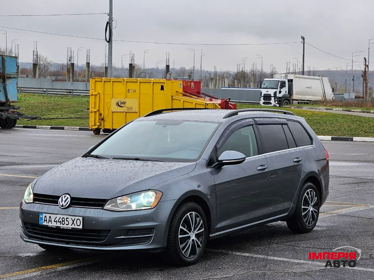 Volkswagen Golf - фото 2