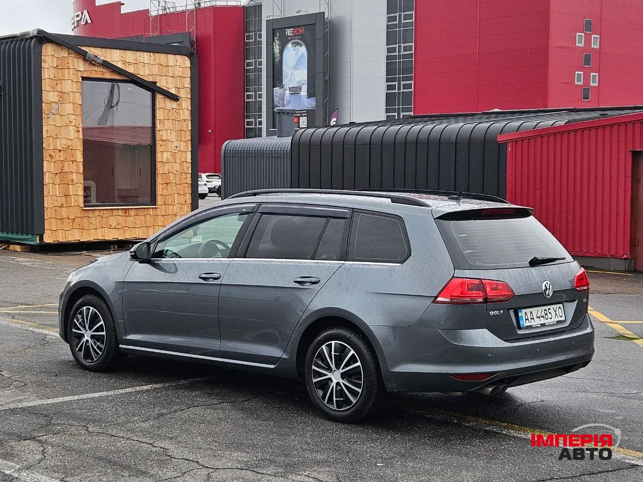 Volkswagen Golf - фото 6