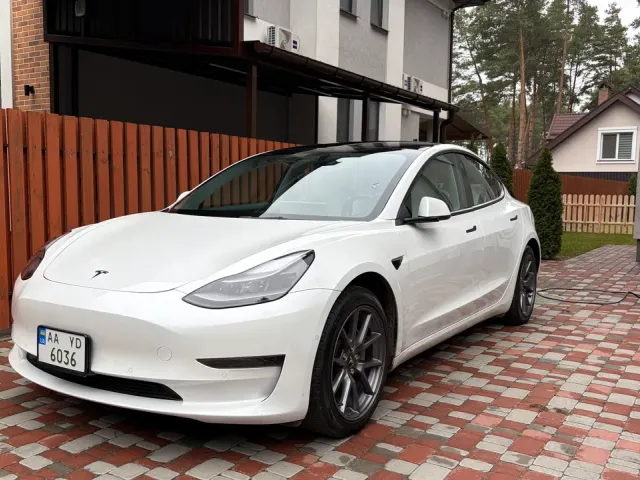 Tesla Model 3 2021, Київ, $21 400 - зображення 1