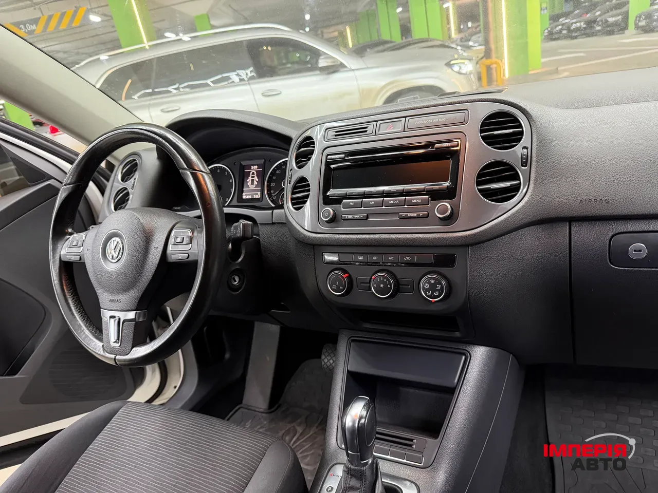 Volkswagen Tiguan - фото 16