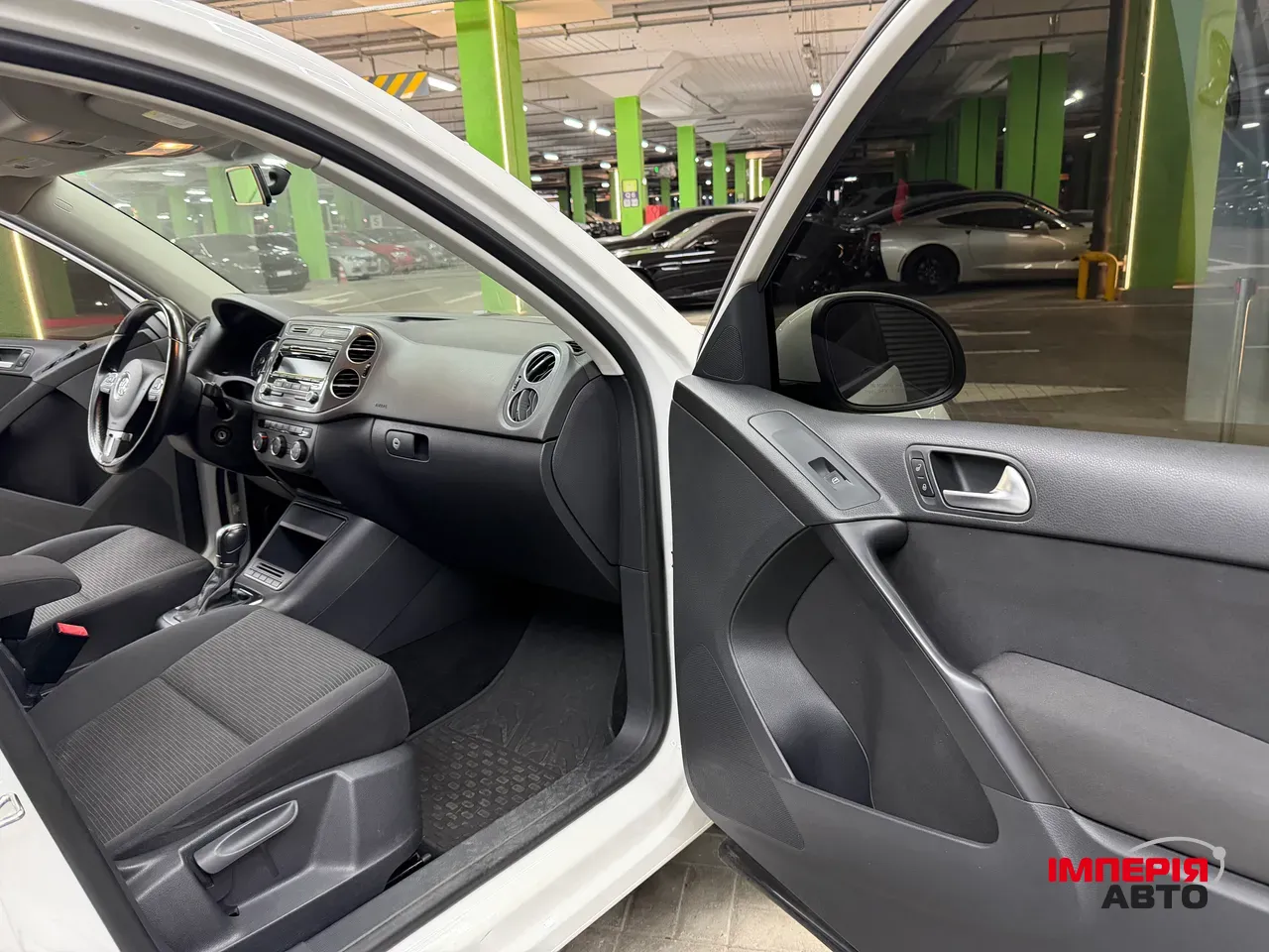 Volkswagen Tiguan - фото 10