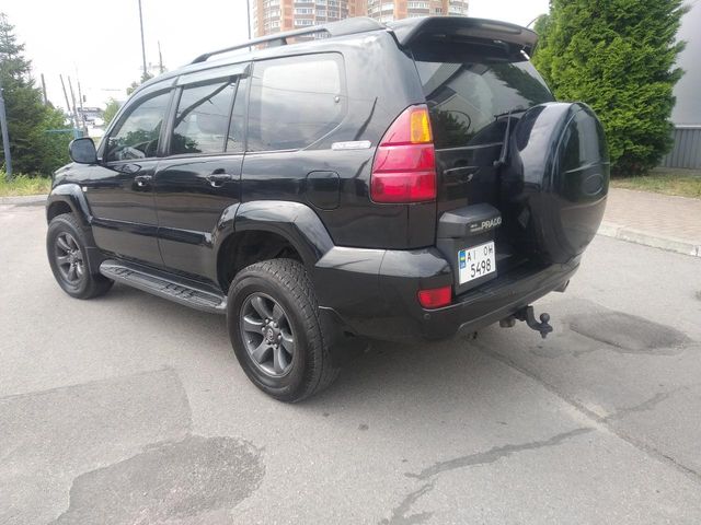 Toyota Land Cruiser Prado - фото 1