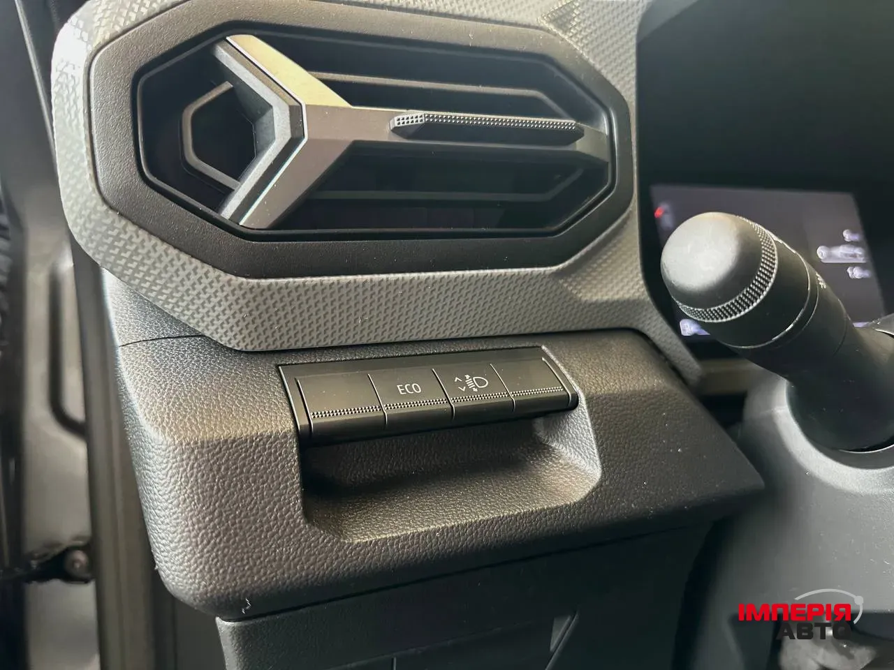 Renault Duster - фото 16