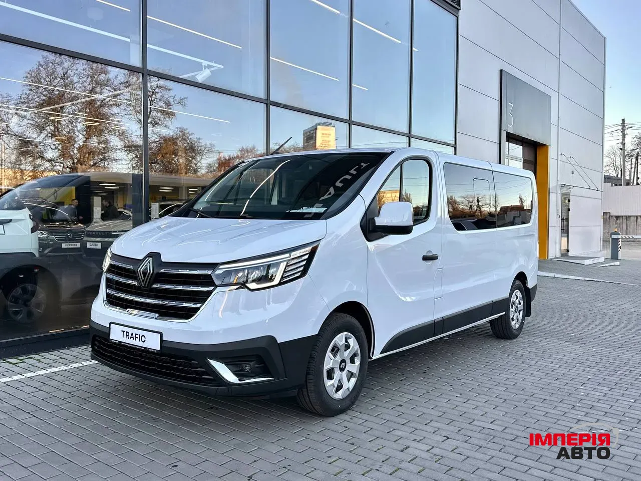 Renault Trafic - фото 1