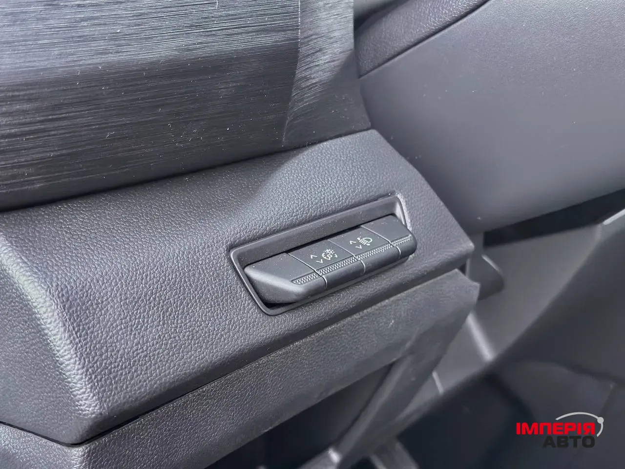 Renault Trafic - фото 18