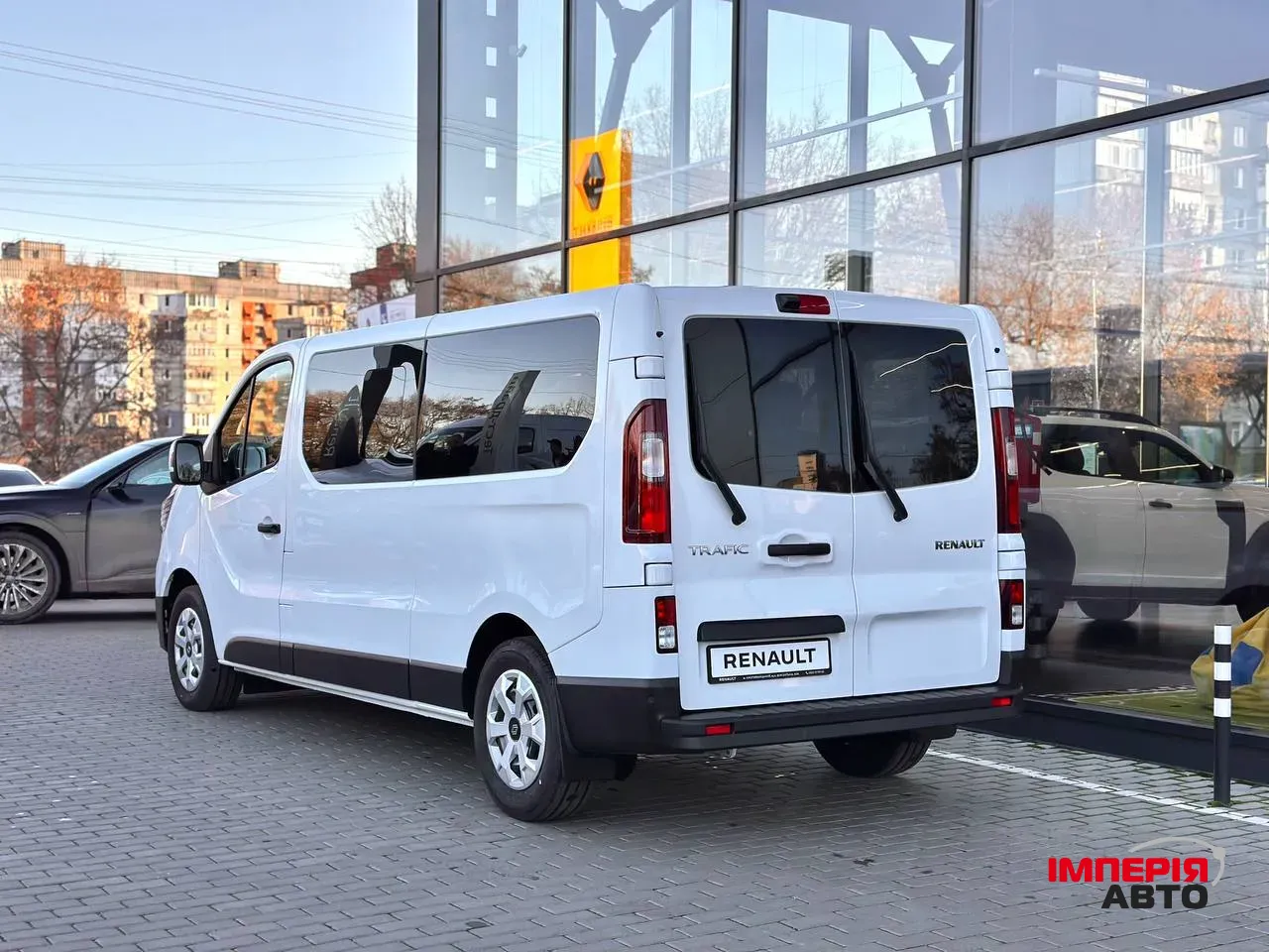 Renault Trafic - фото 6