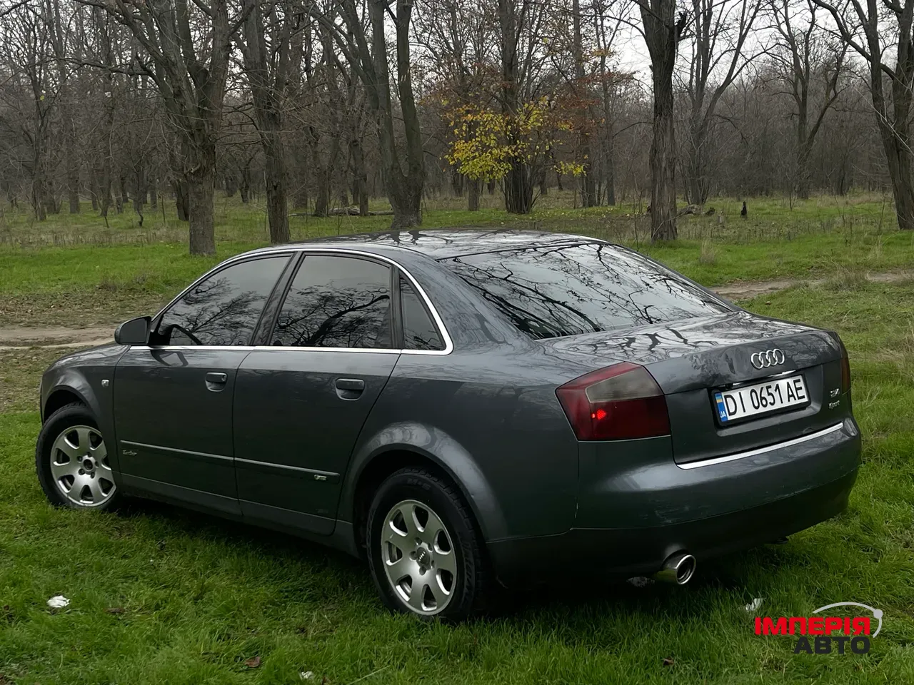 Audi A4 - фото 5