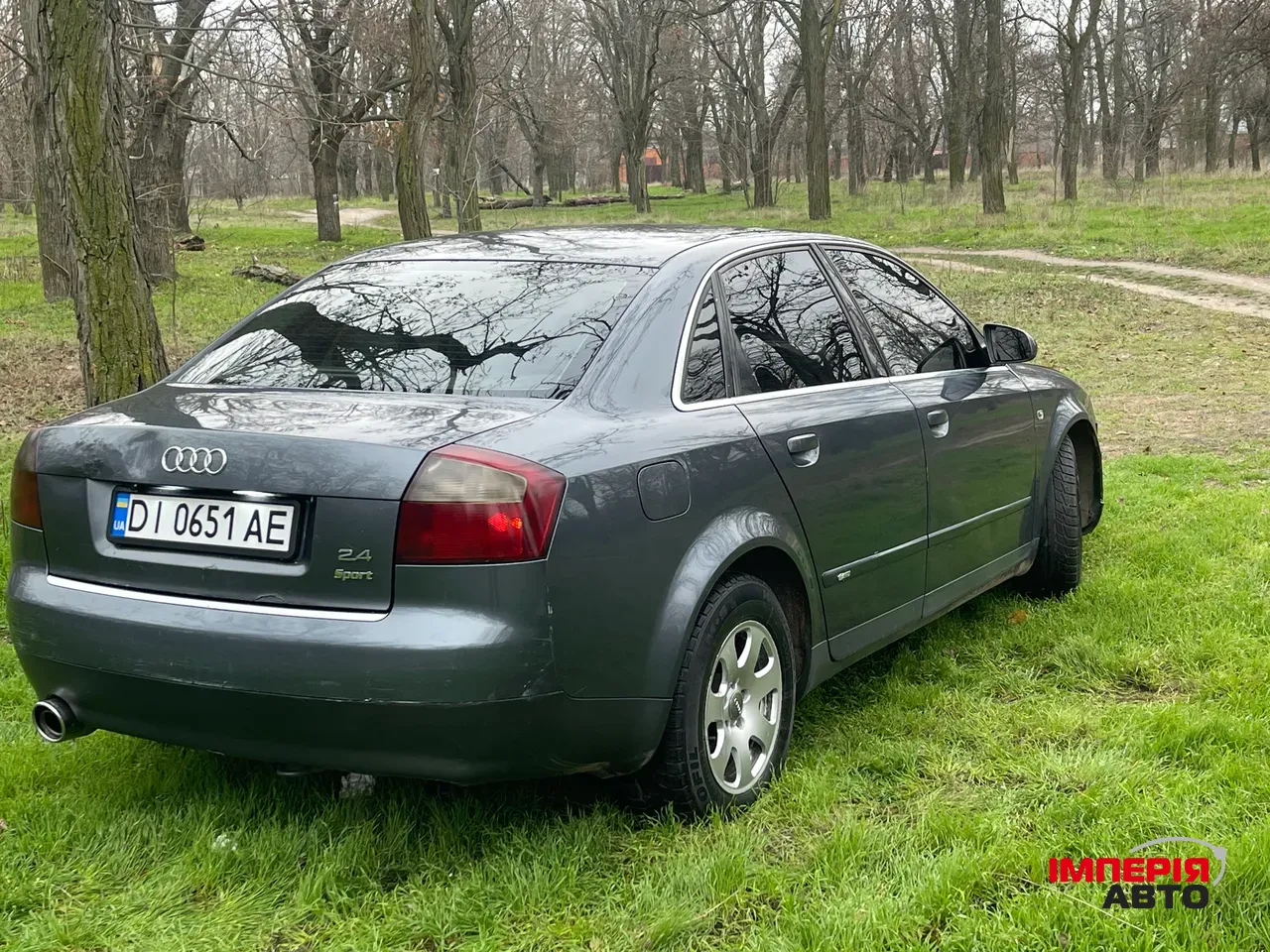 Audi A4 - фото 3