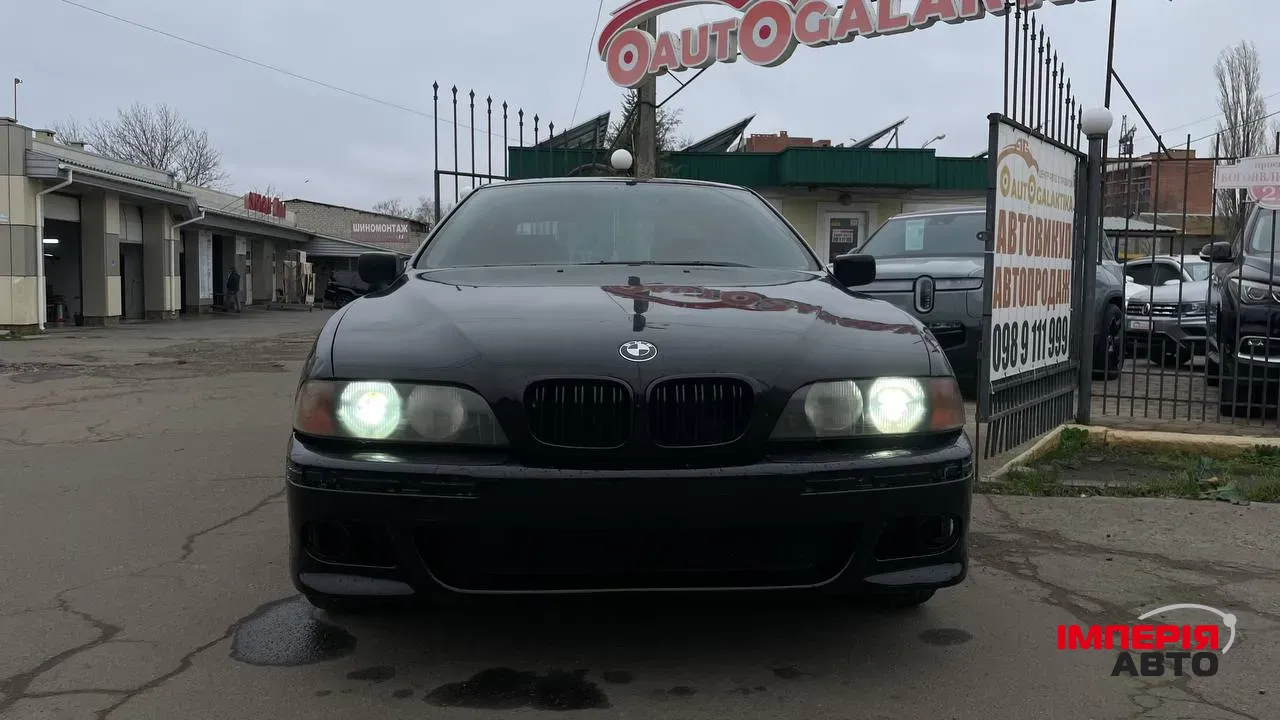 BMW 5 серії - фото 2