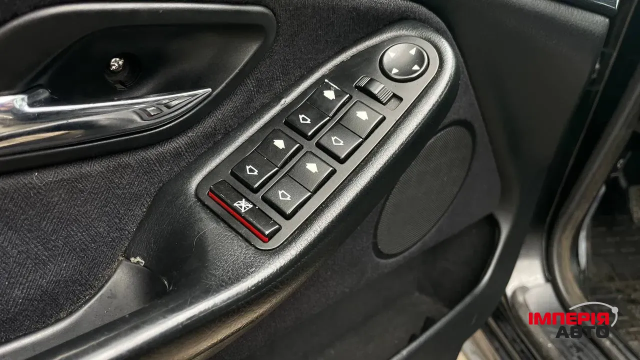 BMW 5 серії - фото 22