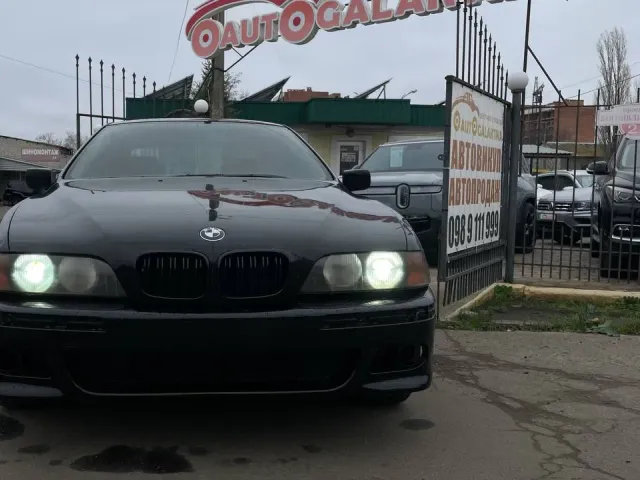 BMW 5 серії - фото 2