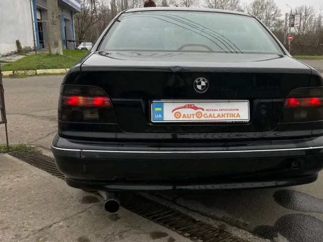 BMW 5 серії - фото 5