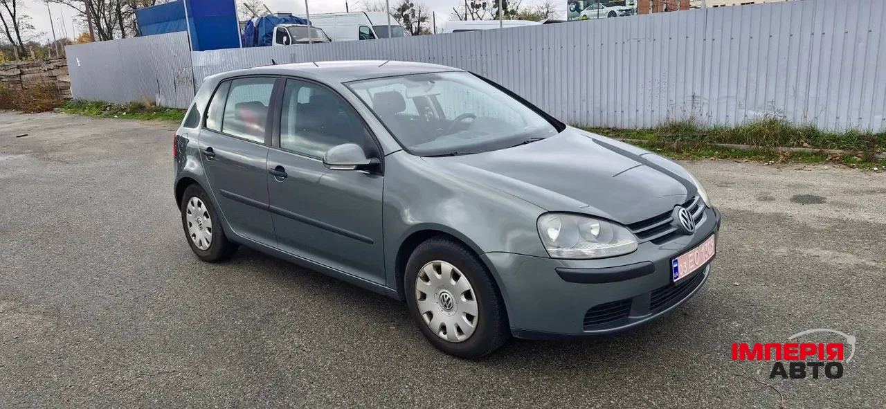 Volkswagen Golf - фото 7