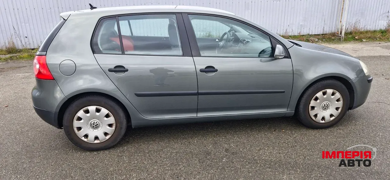 Volkswagen Golf - фото 6