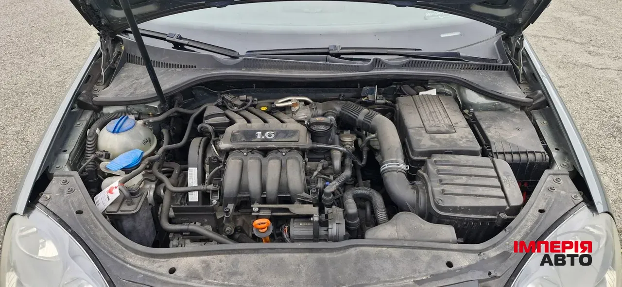 Volkswagen Golf - фото 13